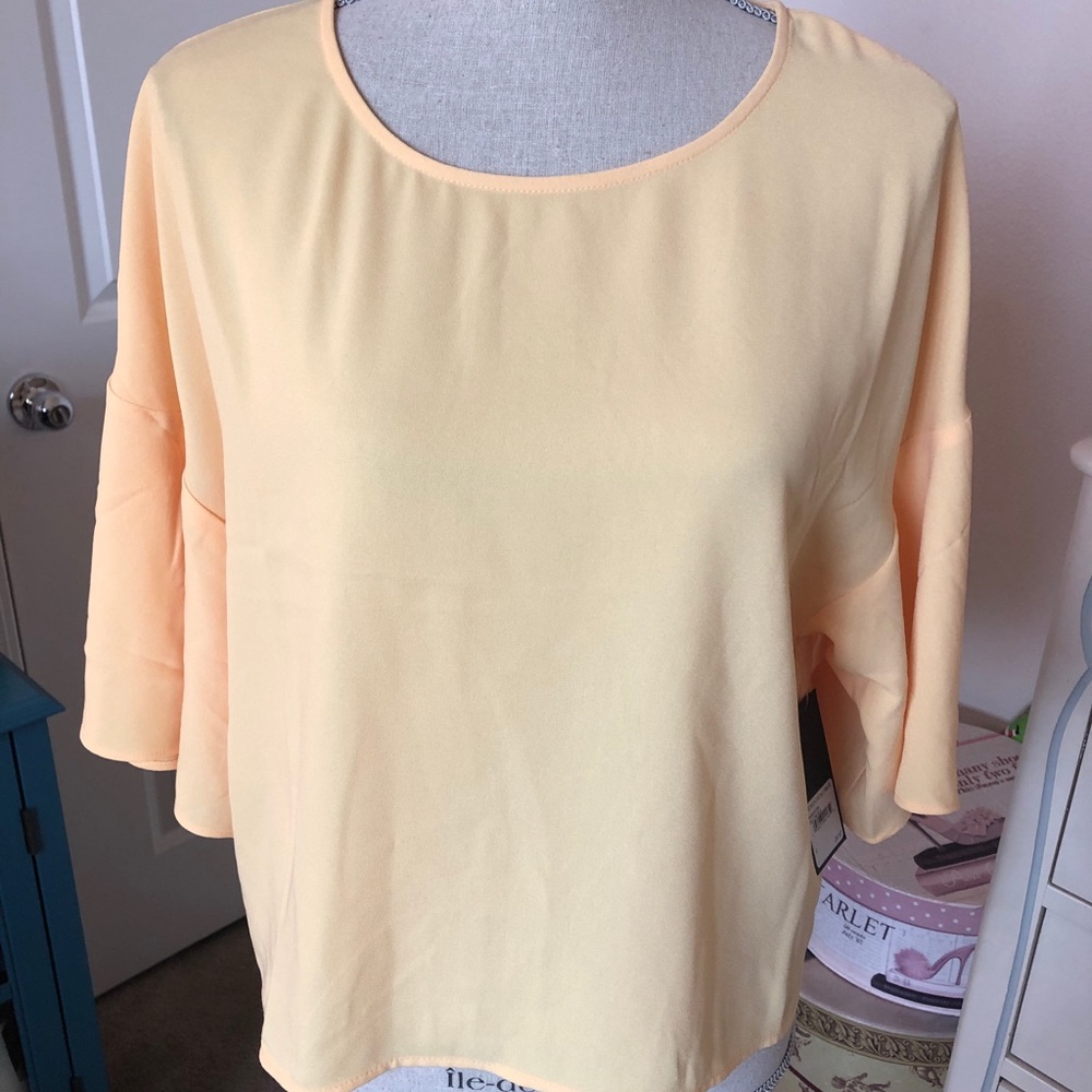 Yellow Free Press Top